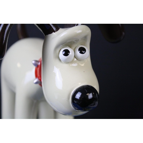 134 - Three boxed Wallace & Gromit 'Gromit Unleashed' Collectable figures to include Snow Gromit, Gromit a... 