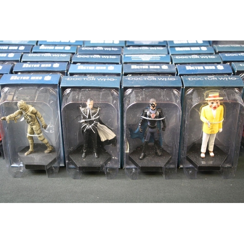 142 - 40 Boxed Eaglemoss BBC Doctor Who metal figures in excellent condition