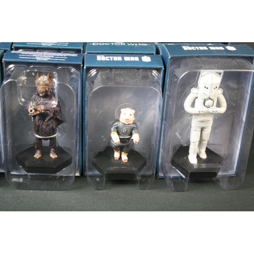 142 - 40 Boxed Eaglemoss BBC Doctor Who metal figures in excellent condition