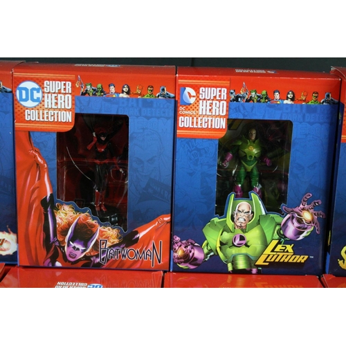 145 - 19 Boxed Eaglemoss DC Super Hero Collection metal figures to include Green Arrow, The Joker. Scarecr... 