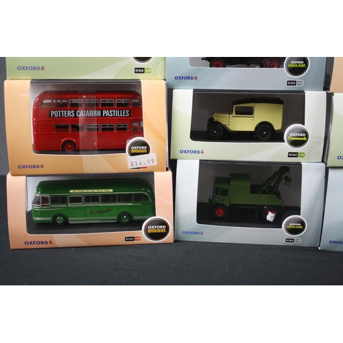 377 - 29 Cased / boxed Oxford Diecast models to include Omnibus, Roadshow, Commercials etc (ex)