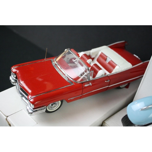 384 - Five boxed Danbury Mint 1:24 diecast models to include 1959 Cadillac Series 62, 1949 Jaguar XK120, 1... 