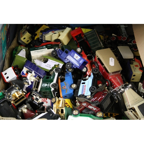 395 - Quantity of diecast and plastic models to include Matchbox, Emek, Corgi, Dinky and many others, vari... 