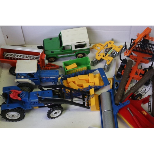 450 - Collection of approximately 25 Britains Diecast Mainly Farming Vehicles & Machinery along with a Col... 