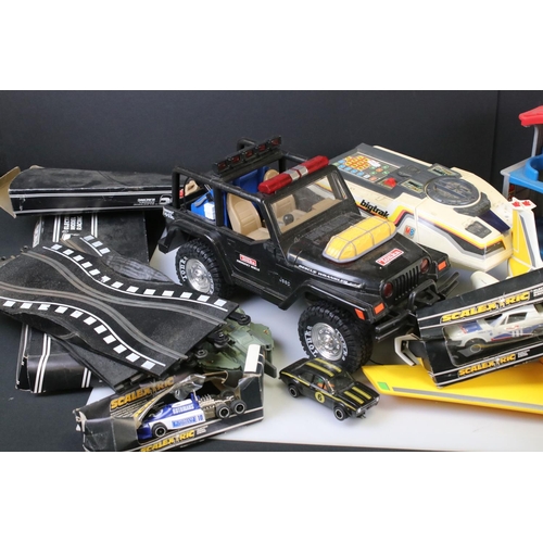 301 - Collection of mixed toys to include Scalextric featuring boxed C130 Triumph TR7 (poor box), C052 Esc... 