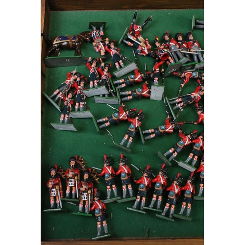 318 - Collection of approximately 220 Trophy Black Watch Metal Soldiers, painted to show Grenadier, Light ... 