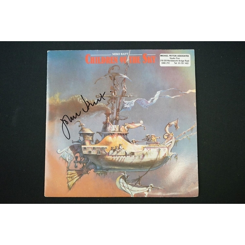 145 - Vinyl & Autographs - 4 signed 7