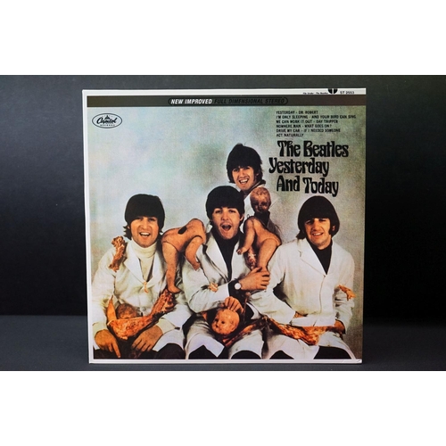 294 - Vinyl - The Beatles Yesterday And Today Butcher cover brown marble vinyl.  Ex