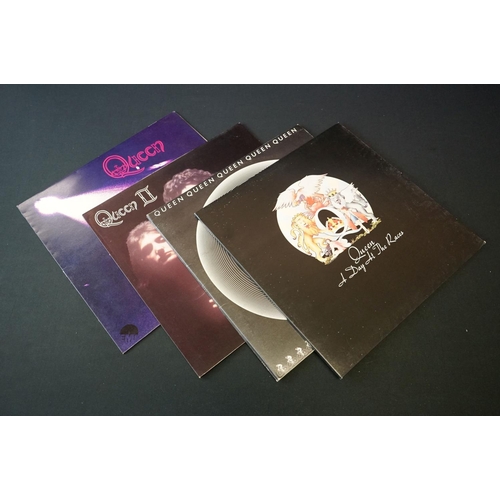 296 - Vinyl - 7 Queen LP's to include Self Titled (EMC 3006) non laminated sleeve, Queen 2 (EMA 767), A Da... 