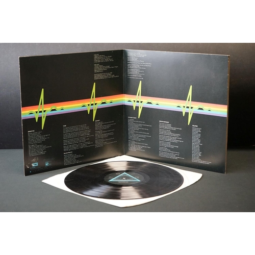 297 - Vinyl - 4 Pink Floyd LP's to include Dark Side Of The Moon (SHVL 804) no posters or stickers, non st... 