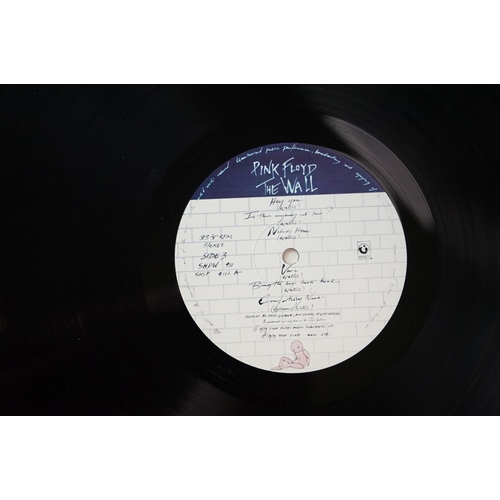 388 - Vinyl - 3 Pink Floyd LP's to include The Final Cut (SHPF 1983) sticker to front of sleeve, black inn... 