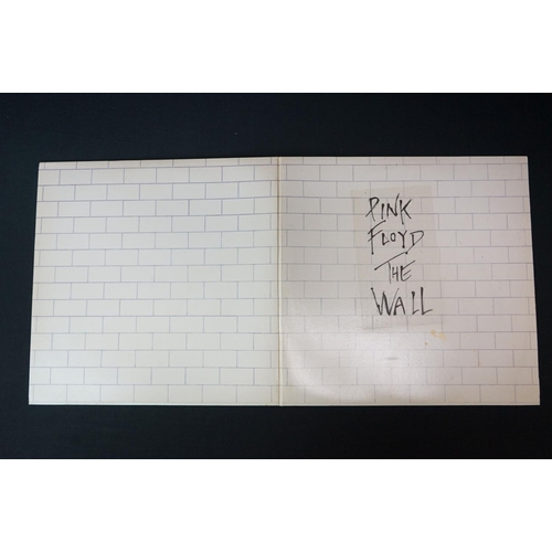 388 - Vinyl - 3 Pink Floyd LP's to include The Final Cut (SHPF 1983) sticker to front of sleeve, black inn... 