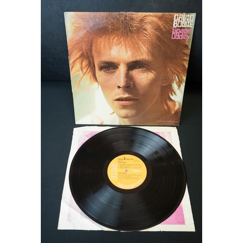 389 - Vinyl - 3 David Bowie LP's to include The Rise & Fall Of Ziggy Stardust (SF 8287) name to label and ... 