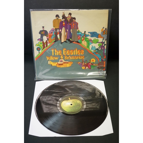 394 - Vinyl - The Beatles Yellow Submarine x 2 mono and stereo versions (PMC 7070 and PCS 7070).  Mono mat... 