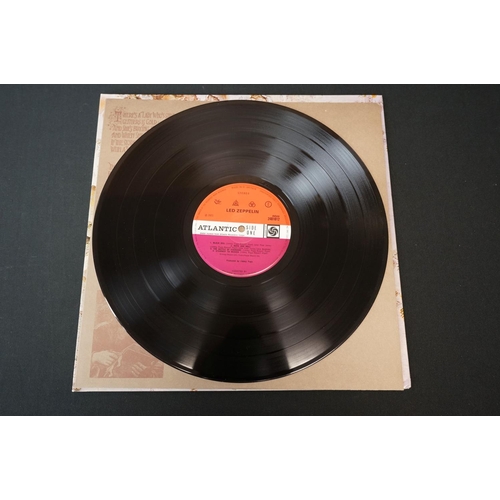 410 - Vinyl - 4 Led Zeppelin LP's to include Two (588198) plum Atlantic label, name to label both sides, T... 