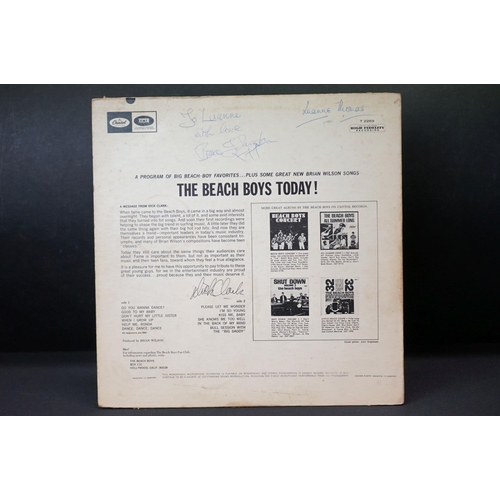 437 - Vinyl & Autographs - Beach Boys The Beach Boys Today (T 2269), taped name to side 1 label, signed to... 