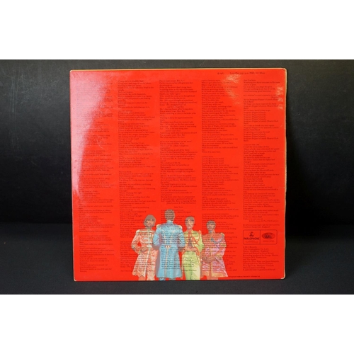 445 - Vinyl - The Beatles Sgt Pepper PMC 7027 mono.  The Gramophone Co Ltd and Sold In UK to label, matric... 