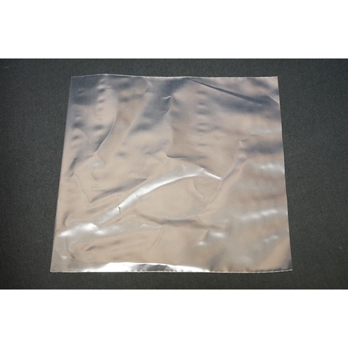 540 - Vinyl - Large quantity of clear poly sleeves for 7