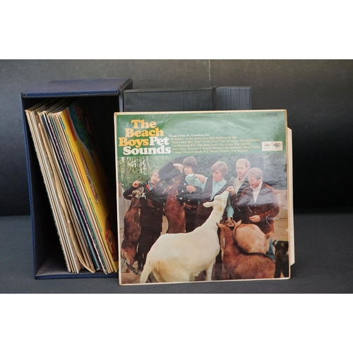 319 - Vinyl - 18 Beach Boys LP's to include Pet Sounds, Friends, Endless Summer, Smiley Smile and others. ... 