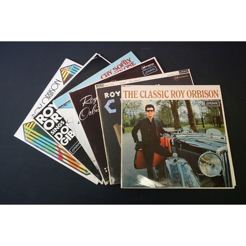 419 - Vinyl - Over 30 Roy Orbison and related LP's spanning his career and including some modern reissues ... 