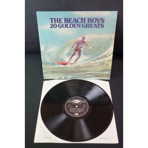 526 - Vinyl - 5 Beach Boys LP's to include Pet Sounds mono early factory sample pressing with sticker to s... 