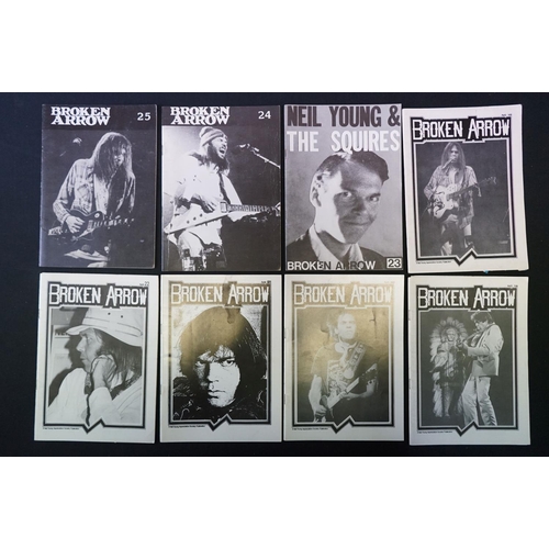 554 - Memorabilia - 14 copies of 'Broken Arrow' magazine published by the Neil Young Appreciation Society.... 