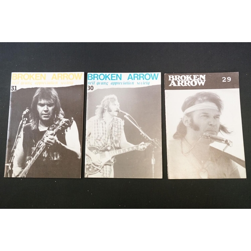 554 - Memorabilia - 14 copies of 'Broken Arrow' magazine published by the Neil Young Appreciation Society.... 