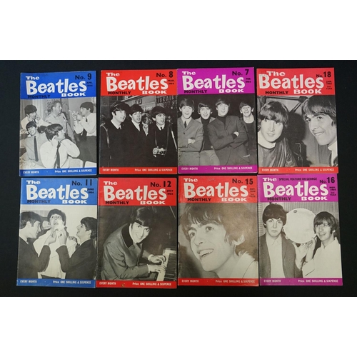 569 - Memorabilia - Beatles Monthly Nos 6,7,8,9,10,11,12,13,15,16,18,19,20,21 plus Beatles By Royal Comman... 