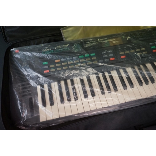 591 - Musical Instrument - A Yamaha DSR 2000 Keyboard with soft case and stand