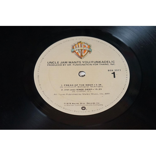 161 - Vinyl - Funkadelic - 3 Original albums + one  Promo 12”, to include: Connections & Disconnections (1... 