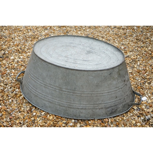 521 - Large Galvanised Wash Tub / Garden Planter, 89cm long x 32cm high