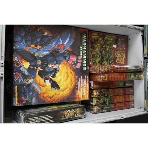 1409 - Large collection of Games Workshop fantasy / war gaming to include metal & plastic models featuring ... 