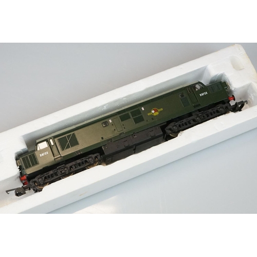 103 - Three boxed OO gauge locomotives to include Palitoy Mainline 37066 4-6-0 7P Rebuilt Patriot Class Lo... 