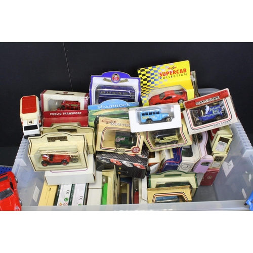 1122A - Around 60 boxed diecast models to include Lledo (Days Gone, Promotional, Public Transport, etc), Oxf... 