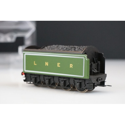 112 - Three Hornby OO gauge Flying Scotsman 4-6-2 LNER locomotives within custom plastic packaging