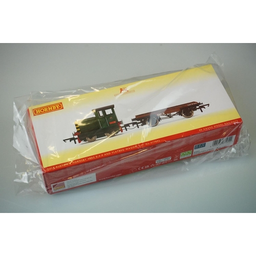 22 - Ex shop stock - Two boxed Hornby OO gauge  DCC Ready locomotive sets to include R3852 DVLR Ruston & ... 