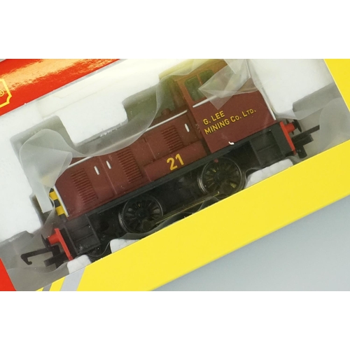 26 - Ex shop stock - Four boxed Hornby OO gauge locomotives to include R3766 NCB Peckett B2 No 1426,R3899... 