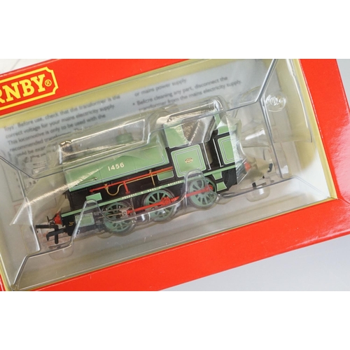 27 - Ex shop stock - Five boxed Hornby OO gauge locomotives to include R3640 Willans and Robinson Peckett... 