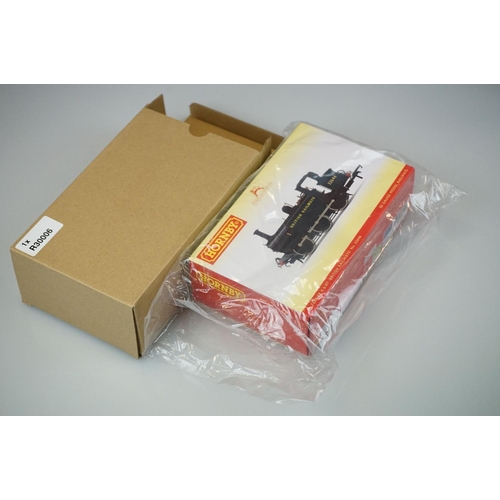 28 - Ex shop stock - Four boxed Hornby OO gauge locomotives to include R3870 NCB Peckett B2 The Earl No 1... 