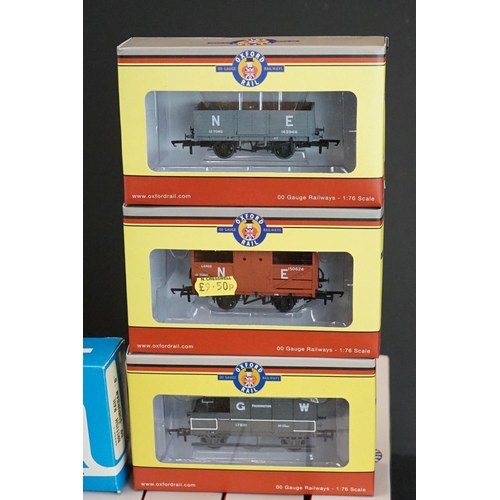 58 - 27 Boxed OO gauge items of rolling stock to include 9 x Lima, 7 x Oxford, 5 x Palitoy Mainline, 4 x ... 