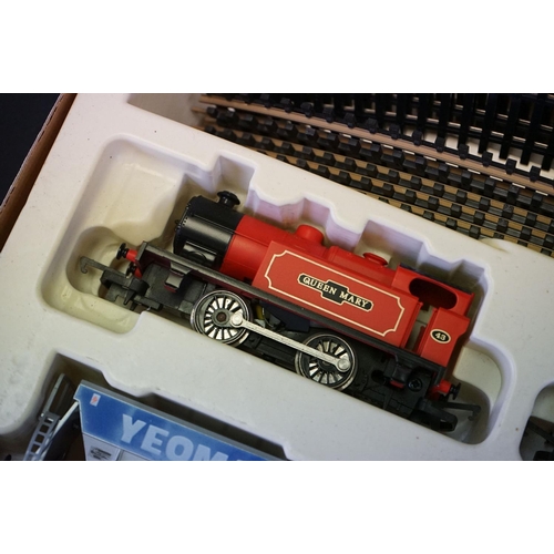 125 - Two boxed Hornby OO gauge electric train sets to include R778 The Flying Scotsman and RF851 Freight ... 