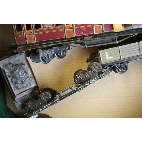 132 - Two Marklin O gauge locomotives to include 4-4-0 E3130 with tender and 0-4-0- 281 with tender plus 4... 