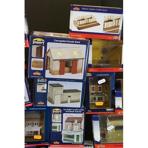 60 - Around 40 Bachmann Scenecraft OO gauge model railway trackside buildings and accessories to include ... 