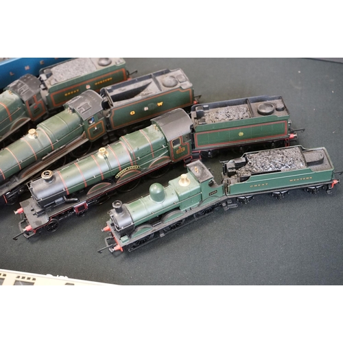 70 - 10 OO gauge locomotives to include Hornby Nunney Castle, Lima King George V, Horny Manner, Hornby Br... 