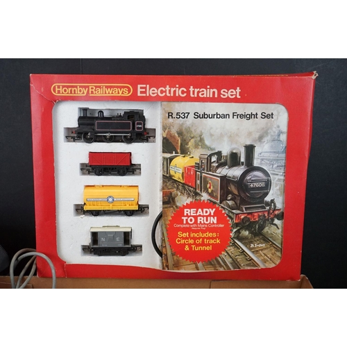 87 - Quantity of OO gauge & Hornby Dublo model railway to include boxed Hornby Dublo EDG18 2-6-4 Tank Goo... 