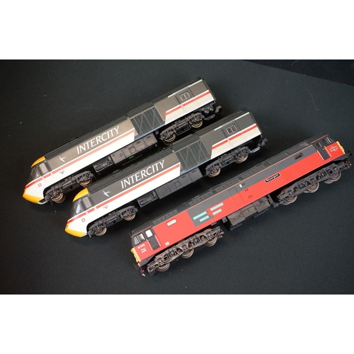 93 - Lima OO gauge InterCity locomotive & coach set of locomotive, dummy & 2 x coaches, Lima Resurgent lo... 