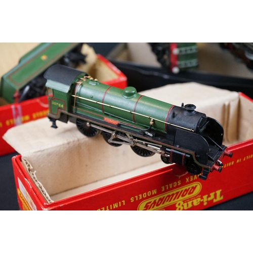 96 - Two kit built diecast & plastic OO gauge locomotives to include Wills Finecast Southern Railways Kin... 