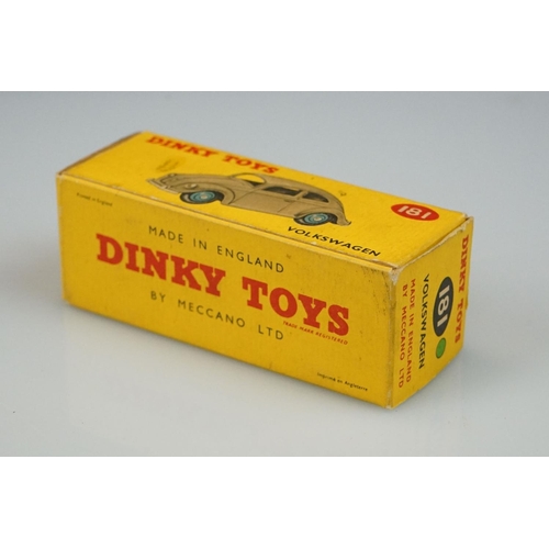 1050 - Boxed Dinky 181 Volkswagen diecast model in green with green hubs, diecast vg, box gd with correct c... 