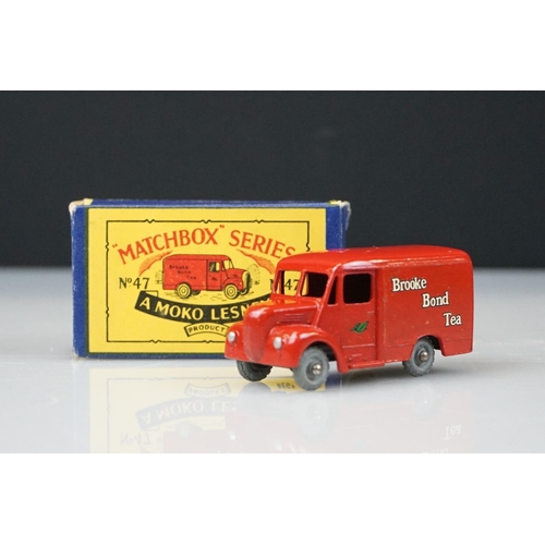 1052 - Three boxed Matchbox Series diecast models to include 42 Evening News Van, 21 Milk Delivery Truck an... 