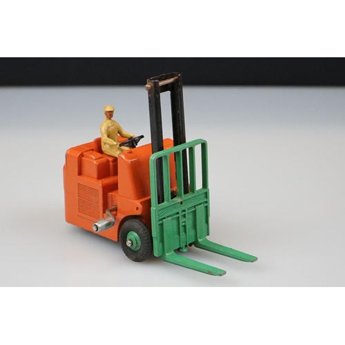 1055 - Three boxed Dinky diecast models to include 14C Coventry Climax Fork Lift Truck with orange main bod... 